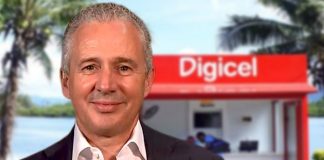 Telstra boss visits PNG for Digicel talks