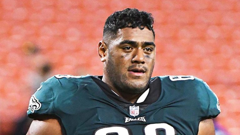 Jordan Mailata urges fellow Pasifika to follow dreams after NFL megadeal