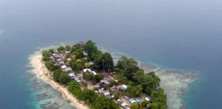 ‘My father will go down like the captain of the Titanic’: life on the Pacific’s disappearing islands