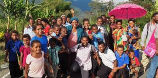 ADB, PNG sign US$325 million loan to better connect remote communities to markets and services