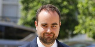 To vote or not to vote? Debating a New Caledonia referendum delay