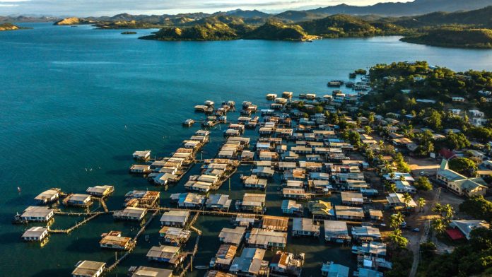 Nineteen journalists suspended from Papua New Guinea news station in coverage row