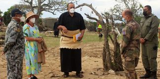 Nomuka people request evacuation centre, during Tonga PM’s flying visit