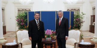 Tuvalu PM meets Singapore PM Lee Hsien Loong