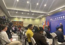 Outcry as China stops Pacific journalists questioning Wang Yi