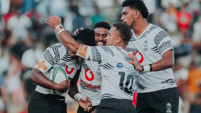 Flying Fijians thrash French Barbarians