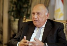 Cop27 gets off to delayed start after tussle over agenda for talks