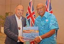 Fiji PM meets with Cook Islands counterpart