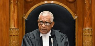Fiji Speaker of Parliament directs Privileges Committee to meet; determine whether Bainimarama breached standing order