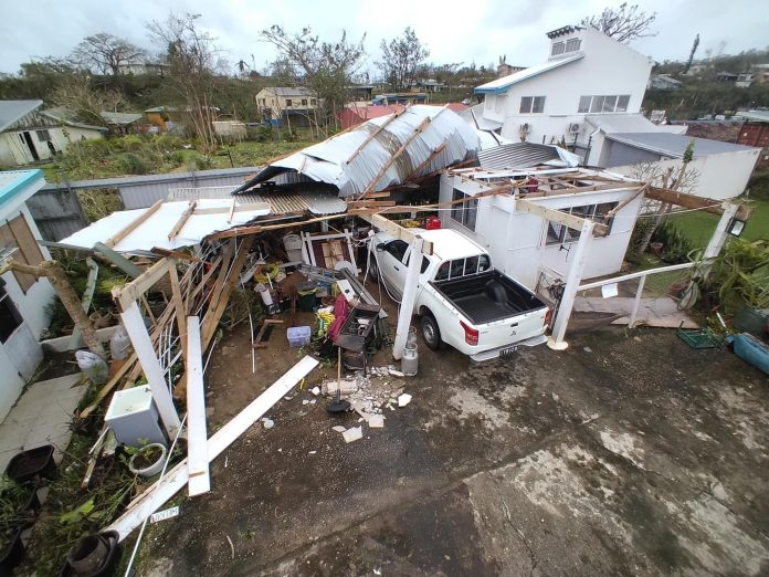 Cyclone crises: Fijians ‘lucky’, Vanuatu counts losses as aid pours in