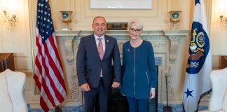 Cook Islands PM assured AUKUS deal will not breach Rarotonga Treaty