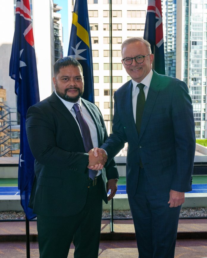 Australian Prime Minister meets with Nauru President