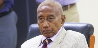 Sir Julius Chan calls on PNG PM to sack foreign Minister Tkatchenko