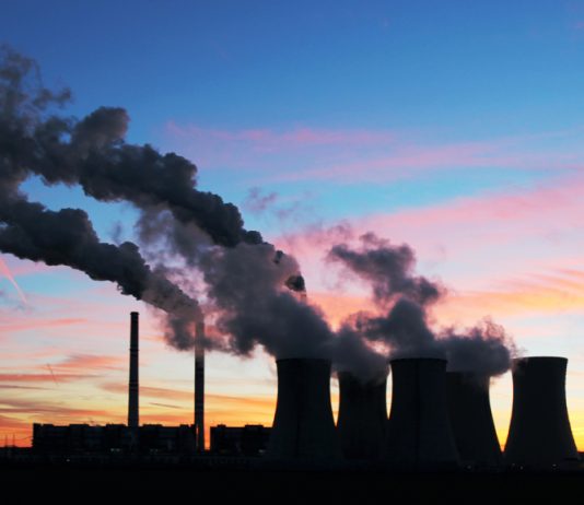 As Pacific nations queue for petrol, ministers gather to chart a fossil-fuel-free future