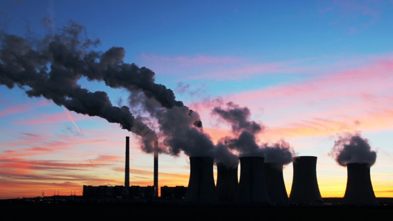 As Pacific nations queue for petrol, ministers gather to chart a fossil-fuel-free future