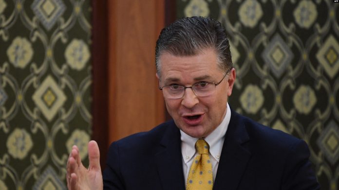 Top diplomat denies U.S trying to militarise the Pacific