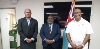 PNG ICT Minister Masiu discusses regional ICT matters with Fiji Deputy PM Kamikamica
