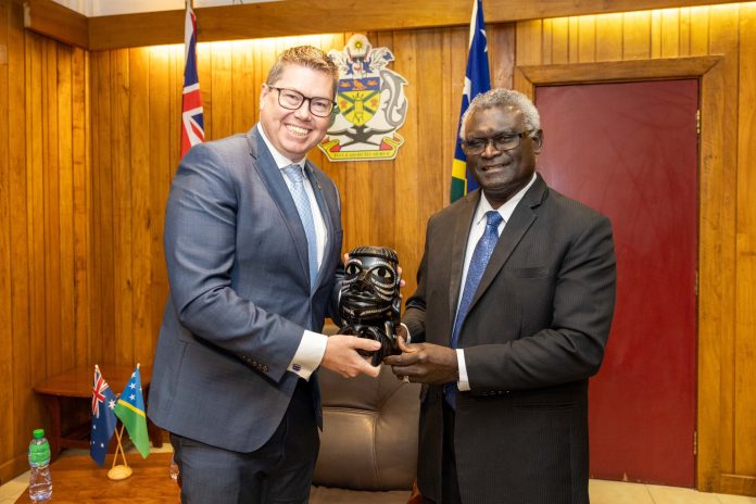 Australian Minister holds meaningful discussions with Solomon Islands