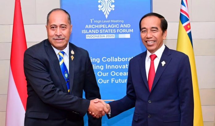 President Jokowi holds bilateral meetings with President of FSM and Premier of Niue