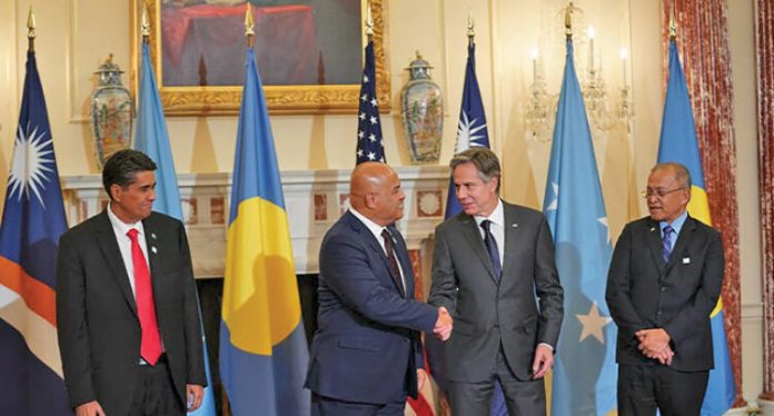 U.S deal with Marshall Islands lapses without renewal, but Cofa talks continue; Micronesia and Palau reaffirm ties