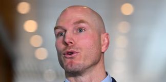 David Pocock condemns Australia’s fossil fuel projects as an ‘existential threat’ to Pacific neighbours
