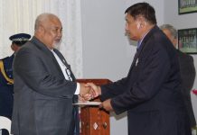 Elikana Elikana sworn in as new Cook Islands Cabinet Minister