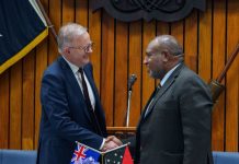 Albanese arrives for walk on Kokoda track