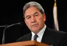 Peters confirms NZ First plan to support Samoan citizenship bill through to final reading