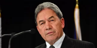 Peters confirms NZ First plan to support Samoan citizenship bill through to final reading