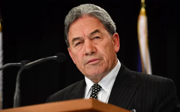 Peters confirms NZ First plan to support Samoan citizenship bill through to final reading