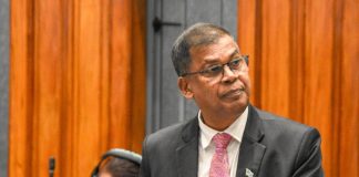Major pay increase for Fiji civil servants, Minimum wage rate to increase to $5 by 2025