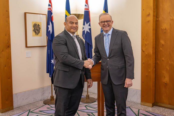 Australian PM Albanese meets with Nauru leader to boost Pacific ties