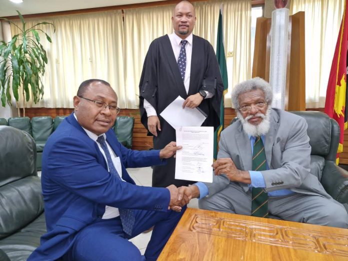 PNG Opposition files vote of no confidence case in court