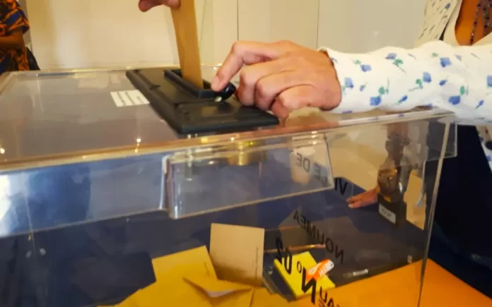 French election: newcomers in New Caledonia, French Polynesia