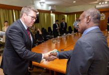 Australia strengthens security partnership with Solomon Islands, boosts climate support