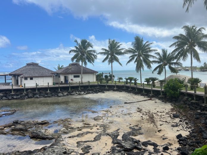 Samoa rolls out a red-carpet welcome fit for a king