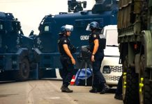 More arrests in besieged New Caledonian pro-independence stronghold