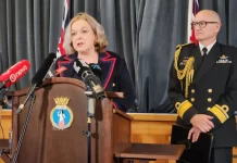 Nearly 1000 tonnes of diesel on sunken NZ Navy ship Manawanui