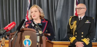 Nearly 1000 tonnes of diesel on sunken NZ Navy ship Manawanui