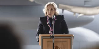 An ‘appalled’ New Zealand official says a navy ship didn’t sink because its captain was a woman