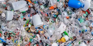 Countries call for binding targets to cut plastic production after talks fail