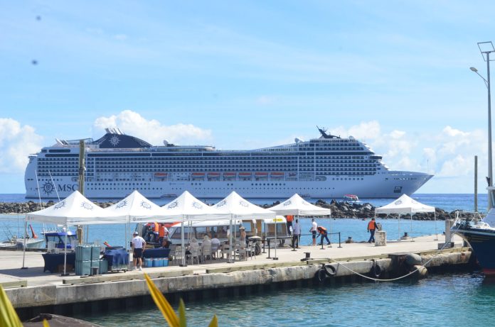 MSC Magnifica brings in hundreds of passengers to Cook Islands