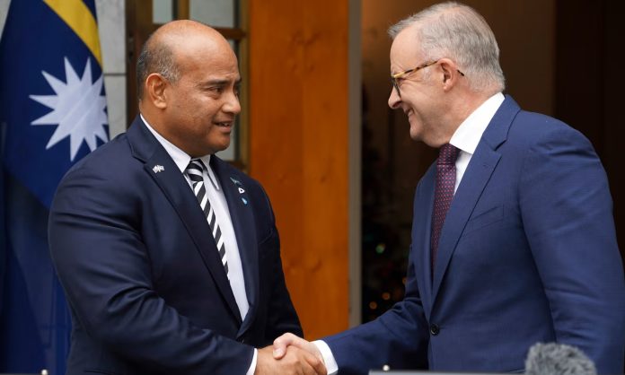 Nauru president backs Australian plan to resettle three members of NZYQ cohort