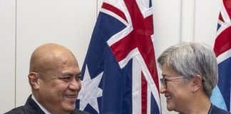 Australia, Tuvalu look to develop landmark climate pact