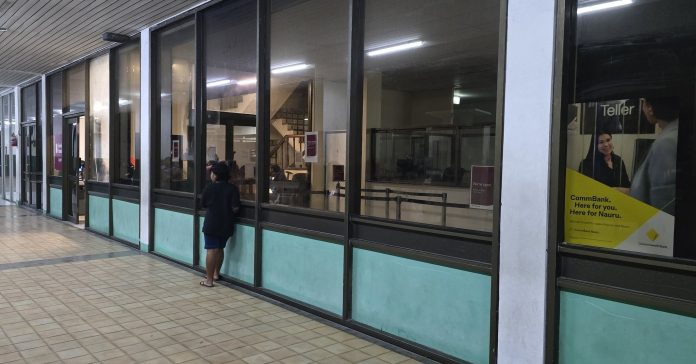 Bendigo bank cease operations in Nauru, Commonwealth Bank of Australia opens today