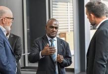 Pacific leader seeks investment, Australia eyes defence