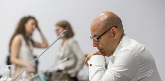 UN Climate Chief Stiell warns fossil fuel crisis shows urgent need for clean energy transition