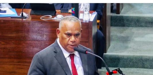 No-confidence motion against Vanuatu PM defeated, Government stability may keep PM Napat in office for full term