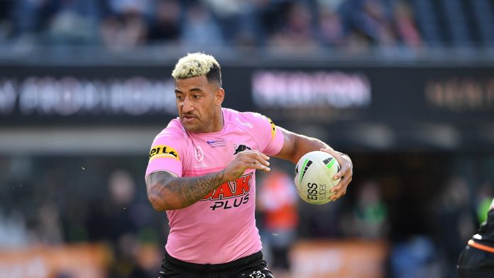 Viliame Kikau extends with Dogs through 2028 season