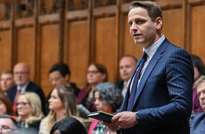 UK strips Nauru of visa-free access over new citizenship programme